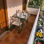 Ai Cappuccini, A 360 Gradi