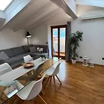 Ai Cappuccini, A 360 Gradi
